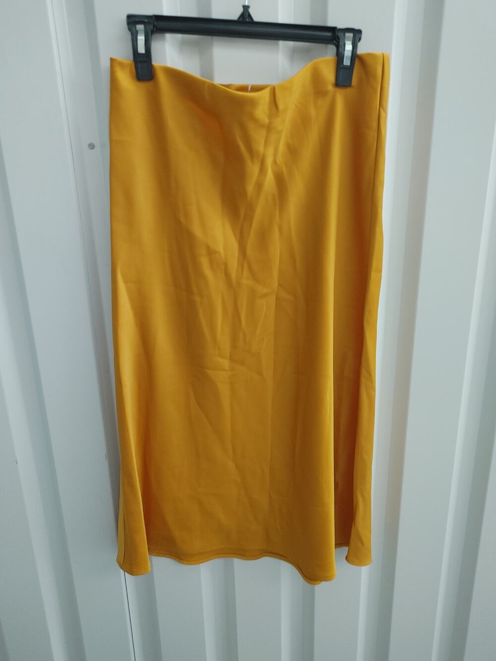 Rachel Zoe Womens Skirt Midi Satin Feel Sz 8 Mustard Yellow NWOT